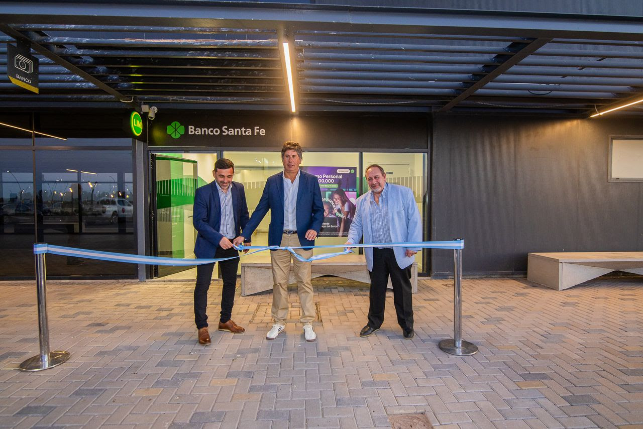 Importante banco se suma a Ciudad Industria con moderno lobby y cajero automático